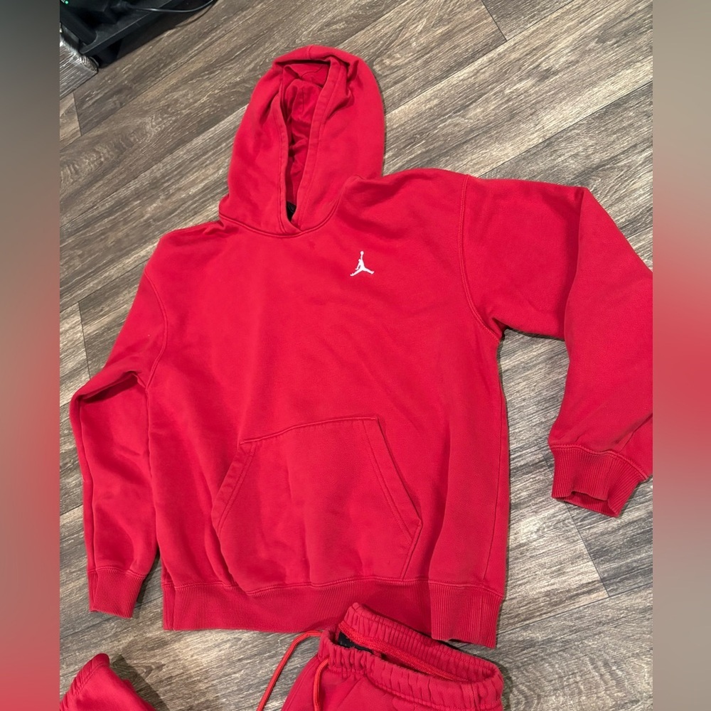 Jordan Women's Brooklyn Fleece
Pullover Hoodie & Joggers Gym Red Matching Set - Picture 9 of 13